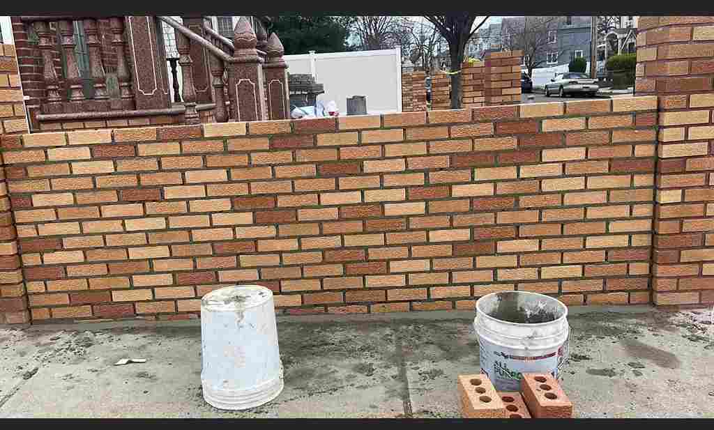 At CSB Construction, we pride ourselves on delivering exceptional brickwork solutions that combine strength, beauty, and long-lasting durability. Whether you're looking to build stunning brick walls, enhance your property with decorative masonry, or restore existing brick structures, our expert masons bring unmatched craftsmanship to every project.